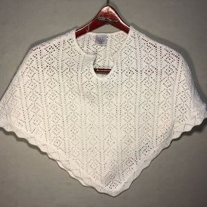 White Poncho Kids Studio (7/8)